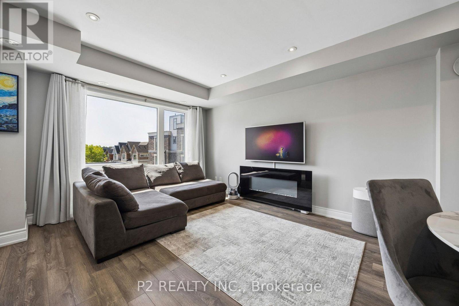 #608 50 DUNSHEATH WAY - 9
