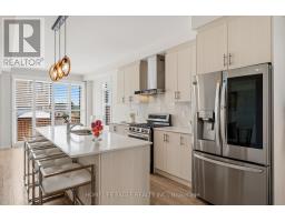 Dining room - 20 Viola Street, East Gwillimbury, ON L9N0T6 Photo 8