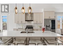 20 Viola Street, East Gwillimbury, ON L9N0T6 Photo 9