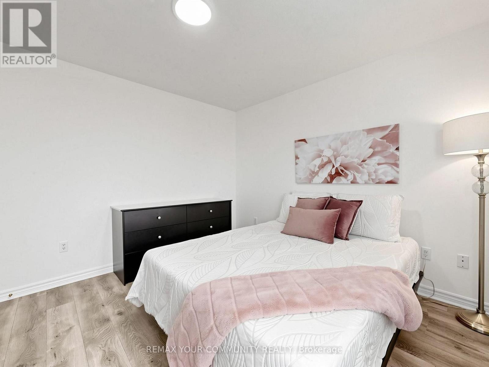 16 WHITESTONE DRIVE - Image 22