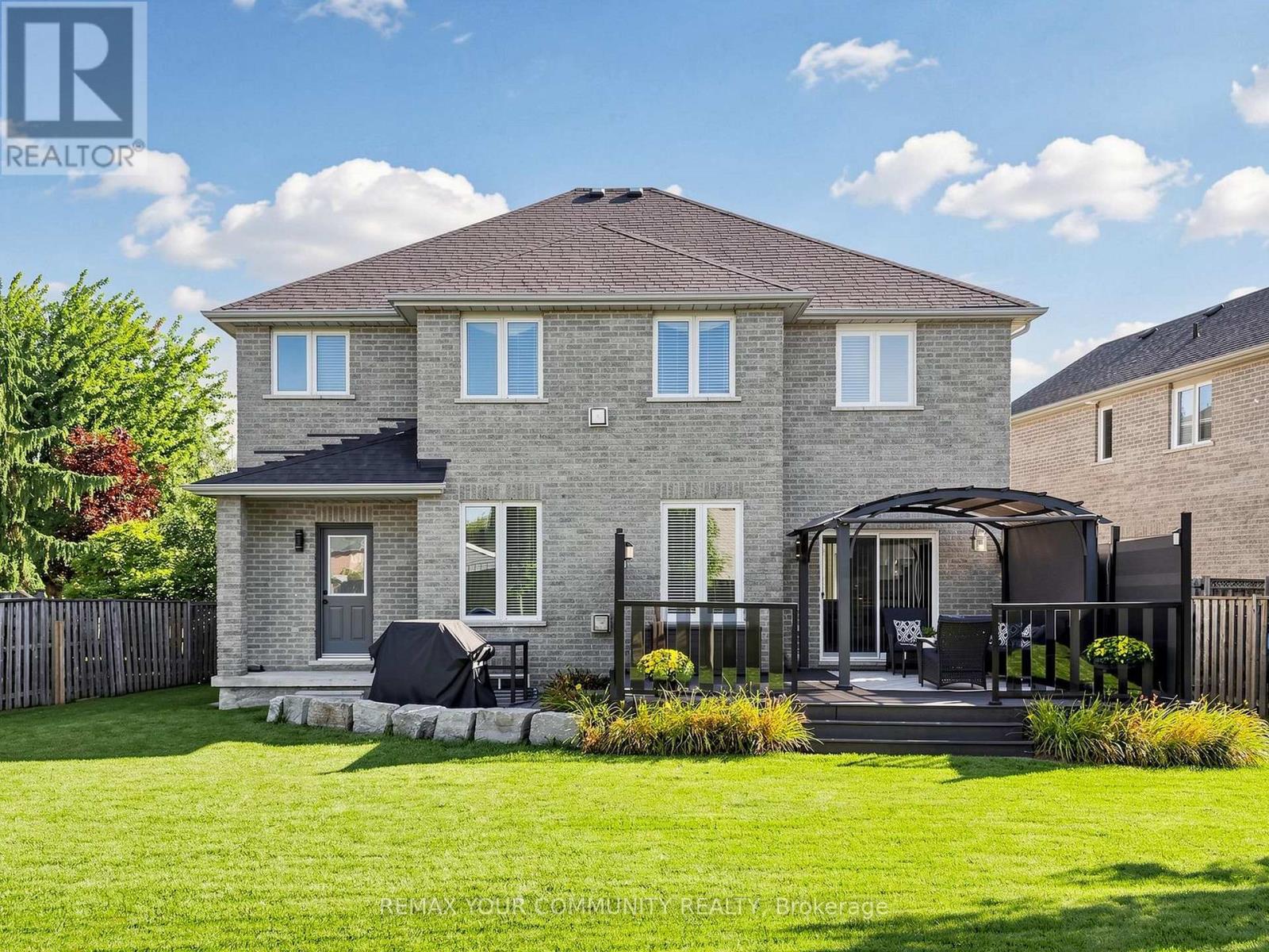 16 WHITESTONE DRIVE - Image 36