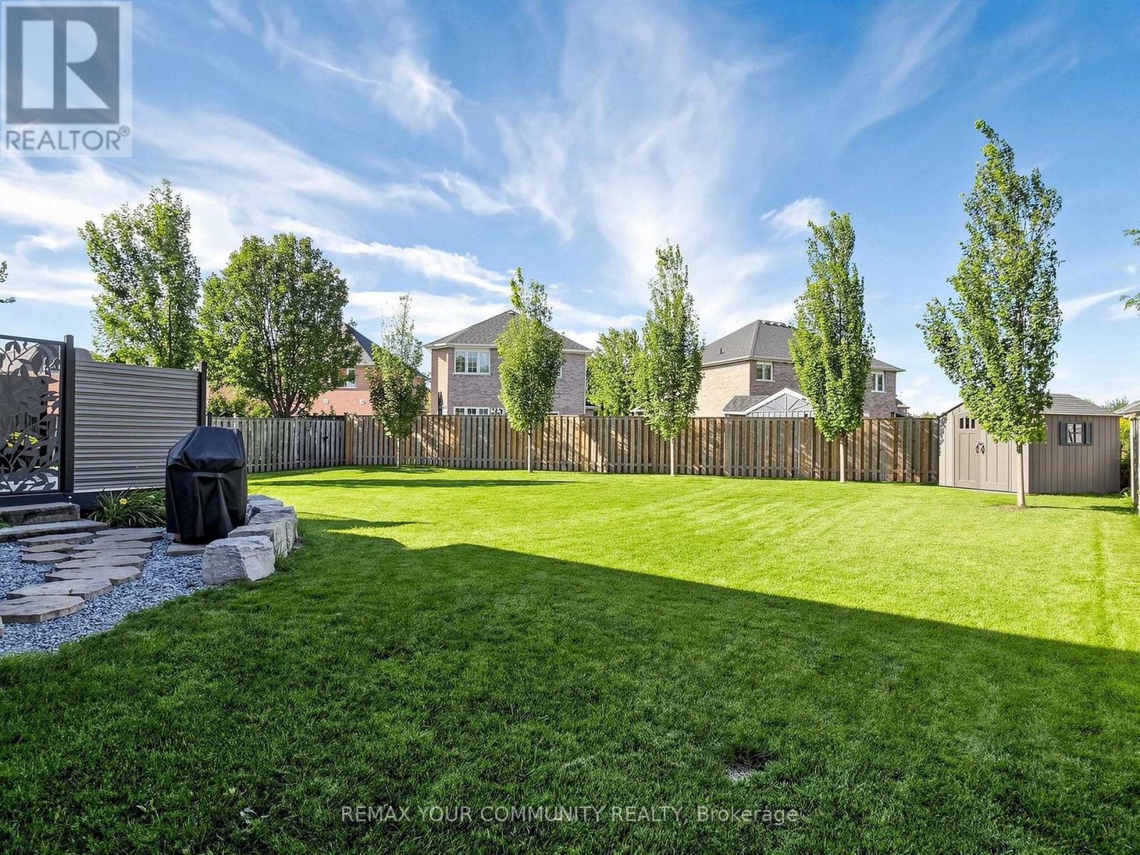 16 WHITESTONE DRIVE - Image 44