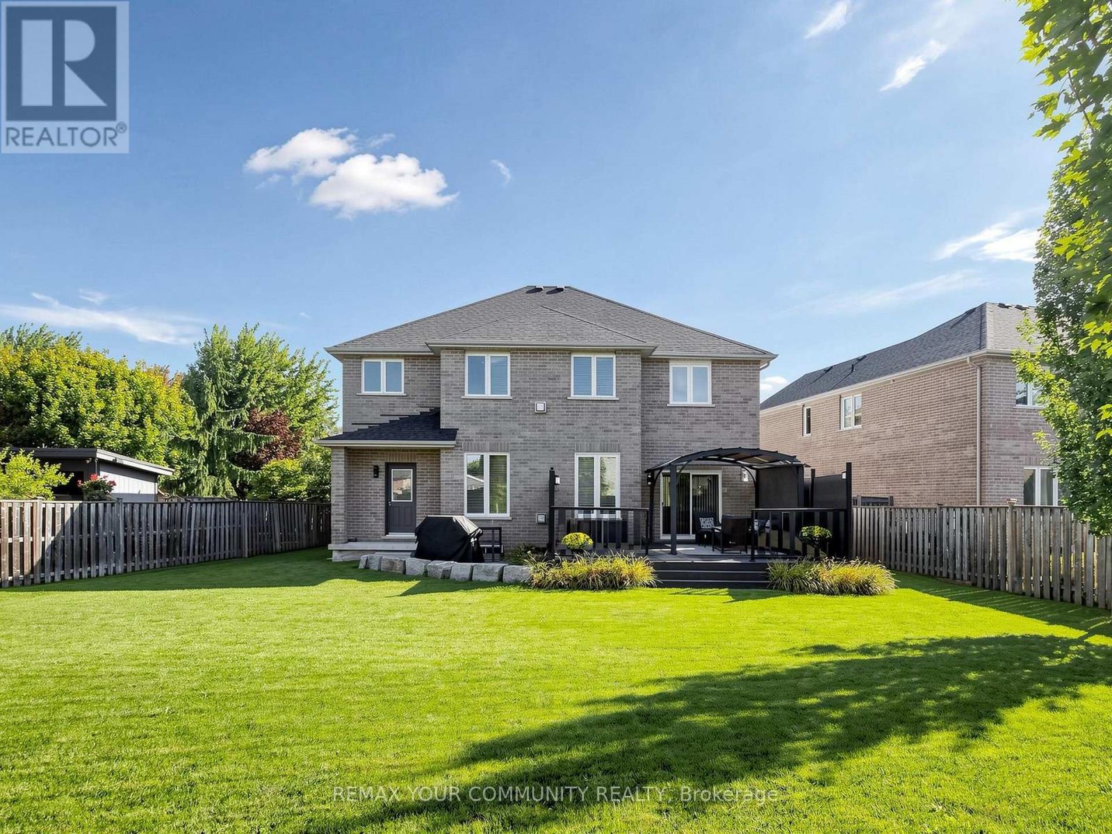 16 WHITESTONE DRIVE - Image 35