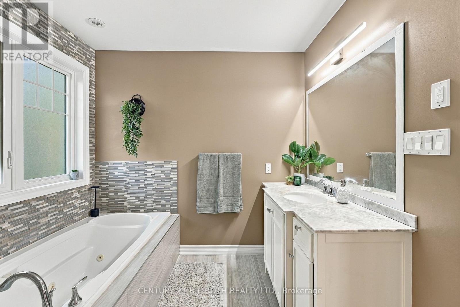 11 ROSEMARY ROAD - Image 23
