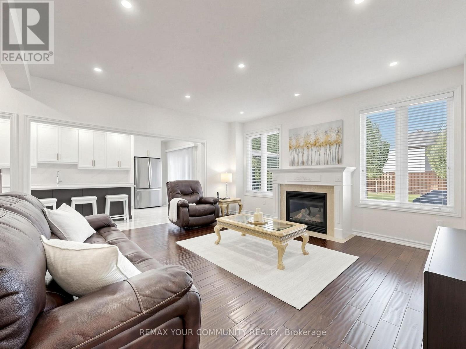 16 WHITESTONE DRIVE - Image 8