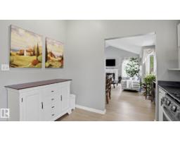 #10 11249 12 Av Nw, Edmonton, AB T6J6V6 Photo 16