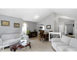 #10 11249 12 Av Nw, Edmonton, AB T6J6V6 Photo 9