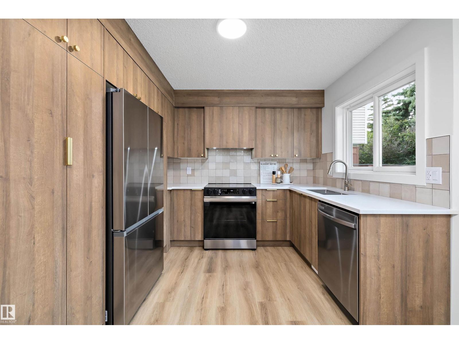 12 DANBRIDGE PL - 15