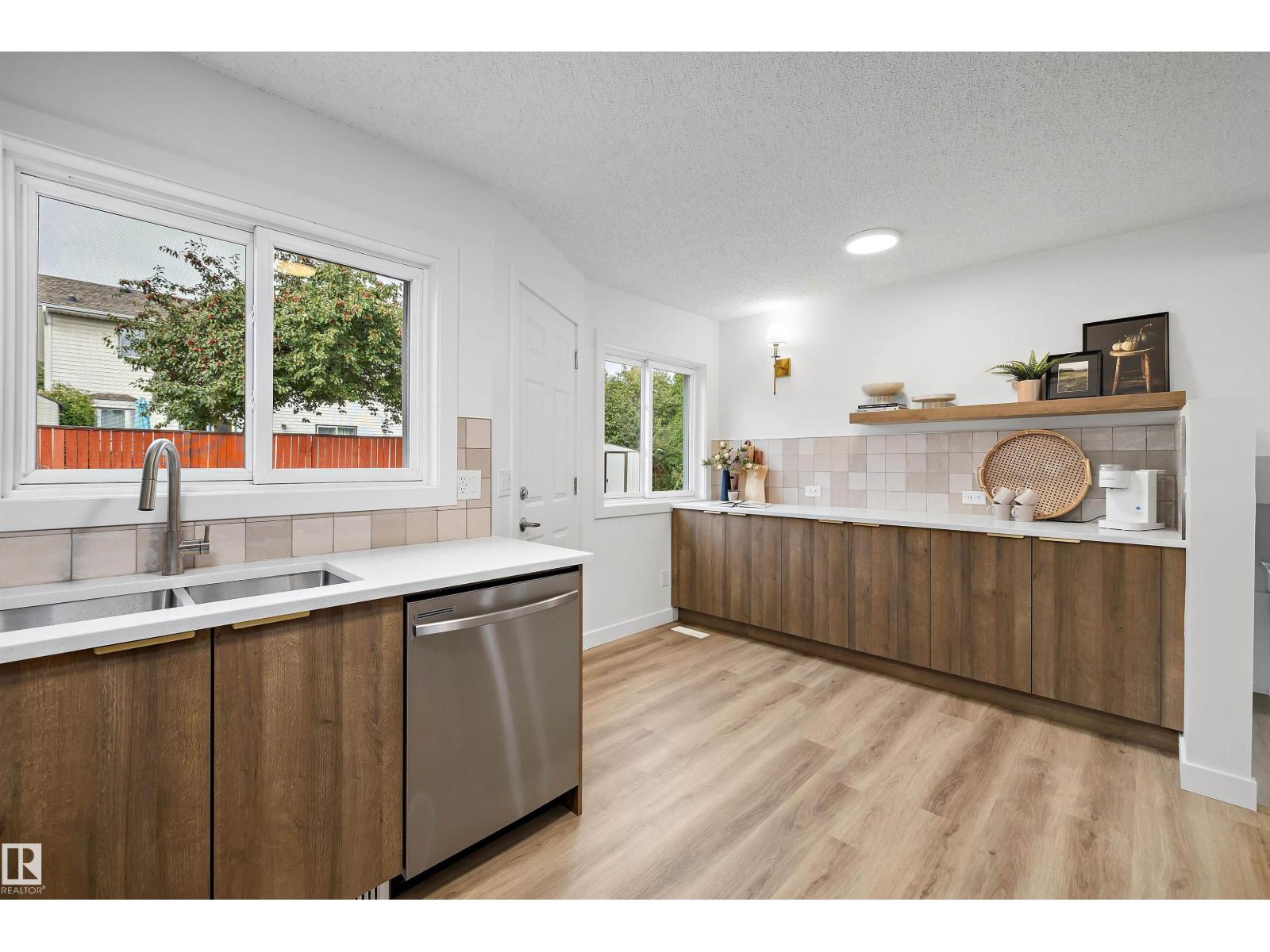12 DANBRIDGE PL - 19