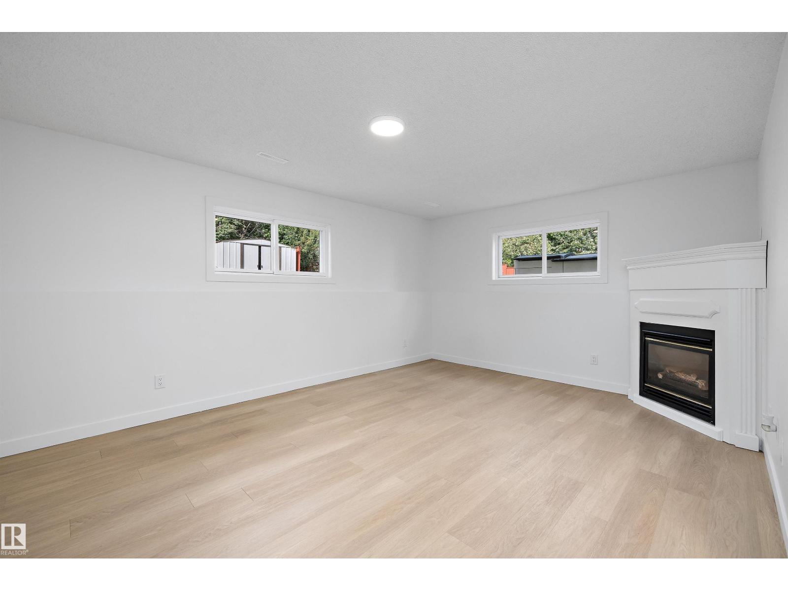 12 DANBRIDGE PL - 31