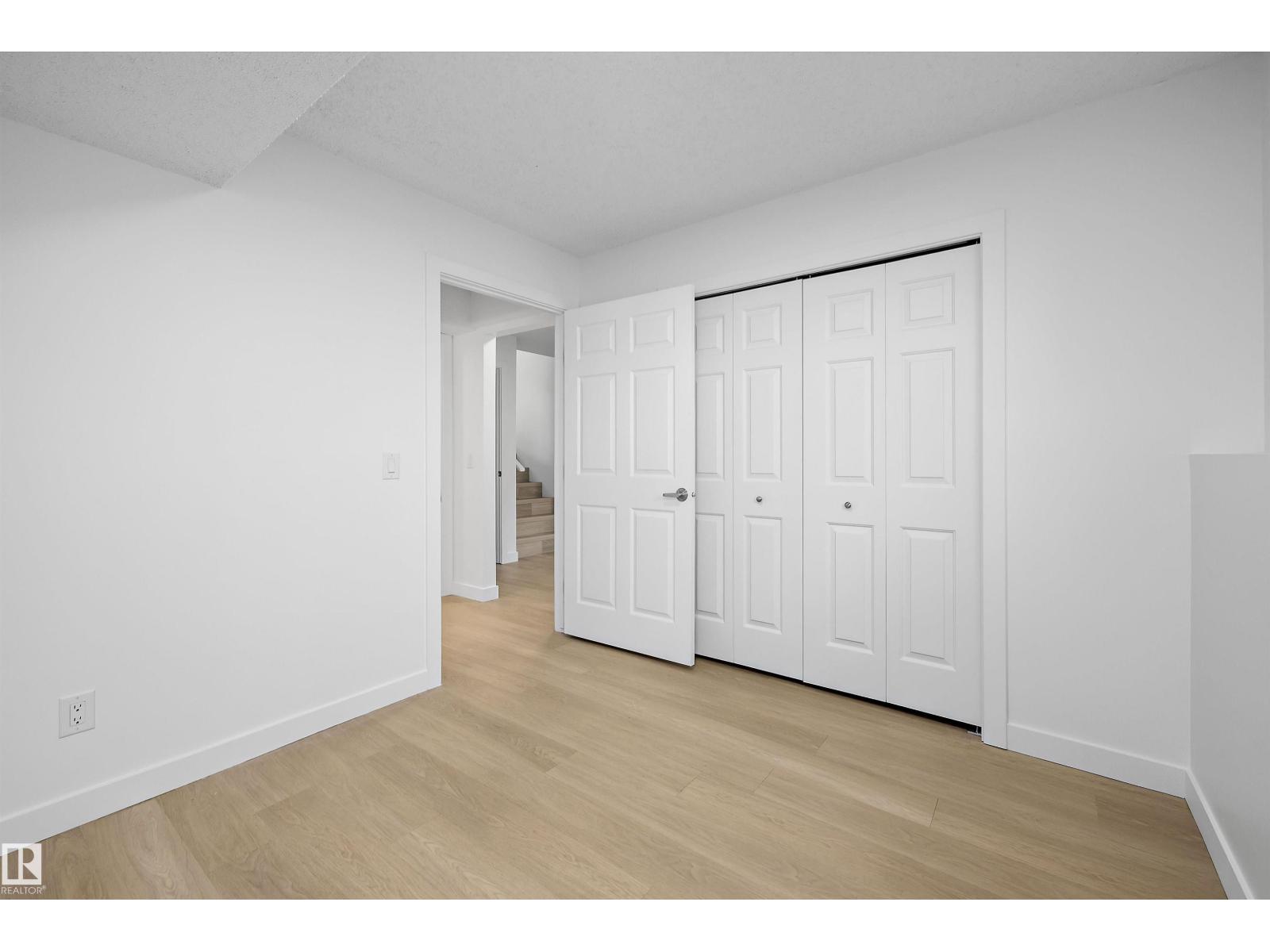 12 DANBRIDGE PL - 34