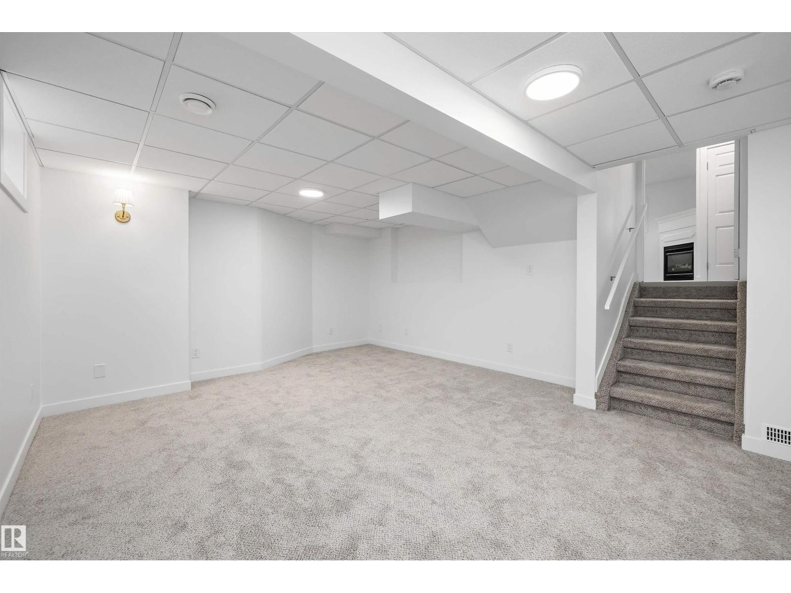 12 DANBRIDGE PL - 38