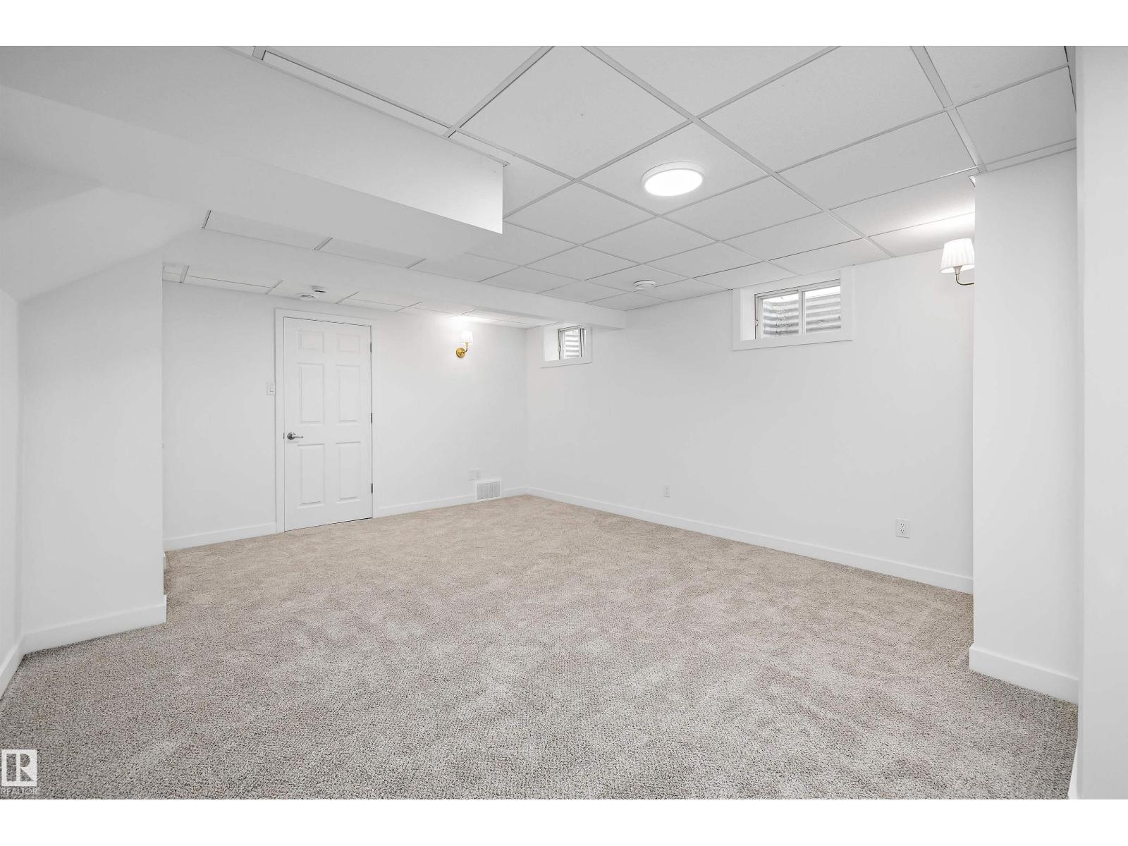 12 DANBRIDGE PL - 39