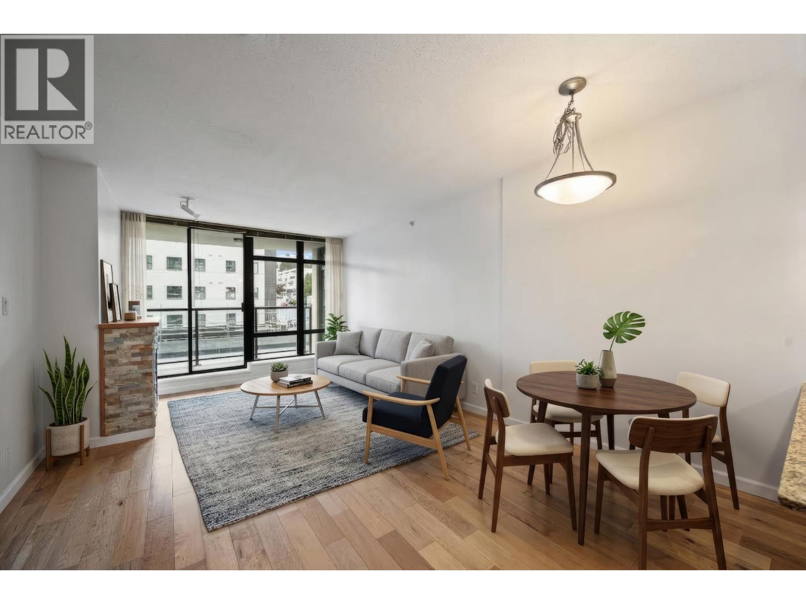 508 610 VICTORIA STREET, New Westminster — photo 2