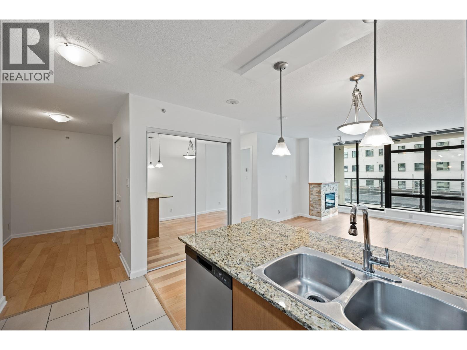 508 610 VICTORIA STREET, New Westminster — photo 7