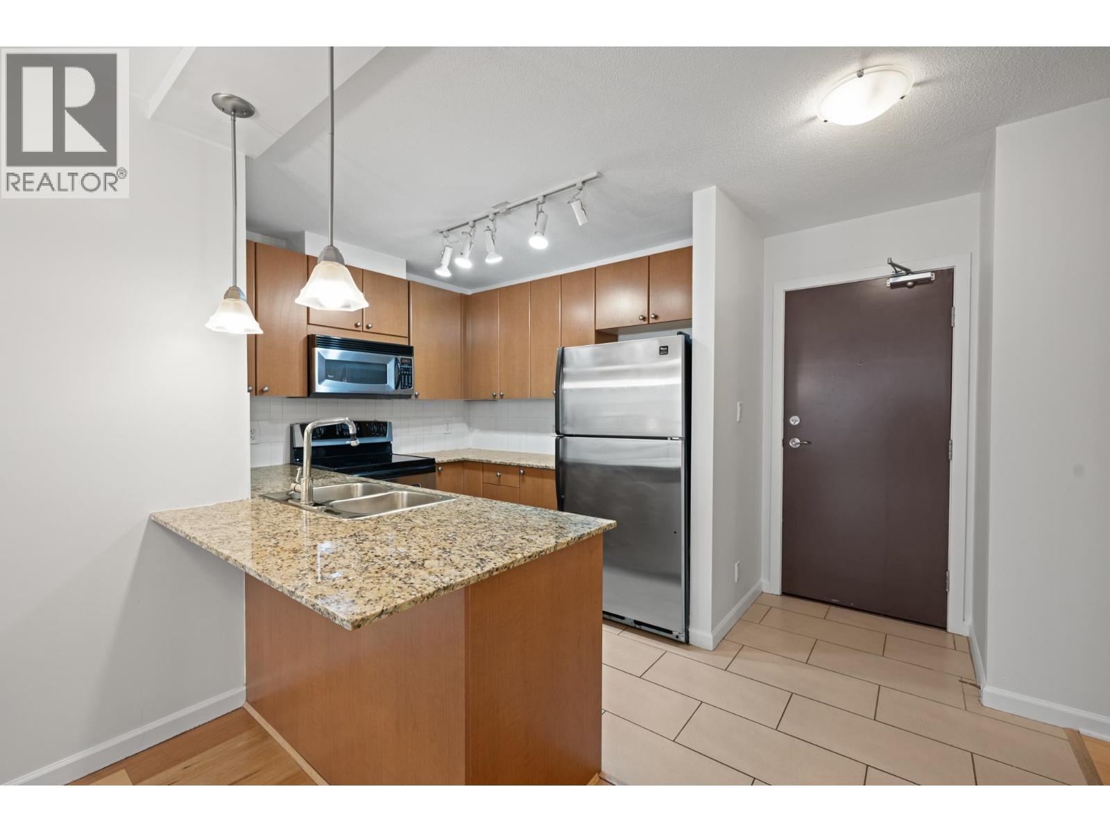 508 610 VICTORIA STREET, New Westminster — photo 8