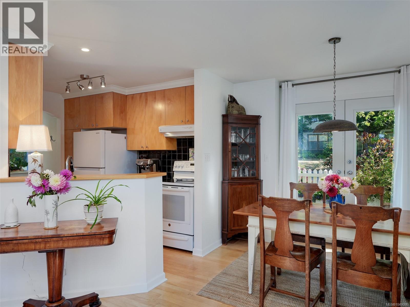 1110 Reno St - Image 12
