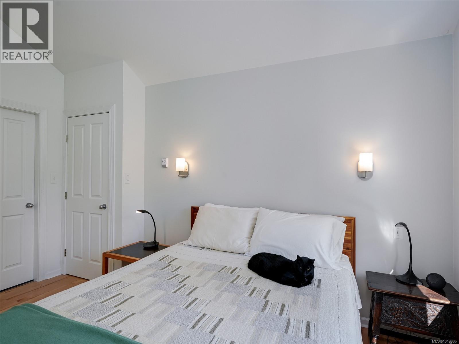 1110 Reno St - 18