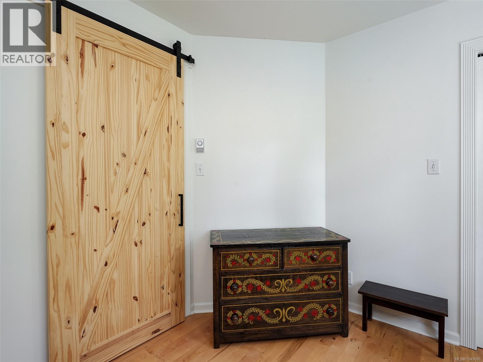 1110 Reno St - 22