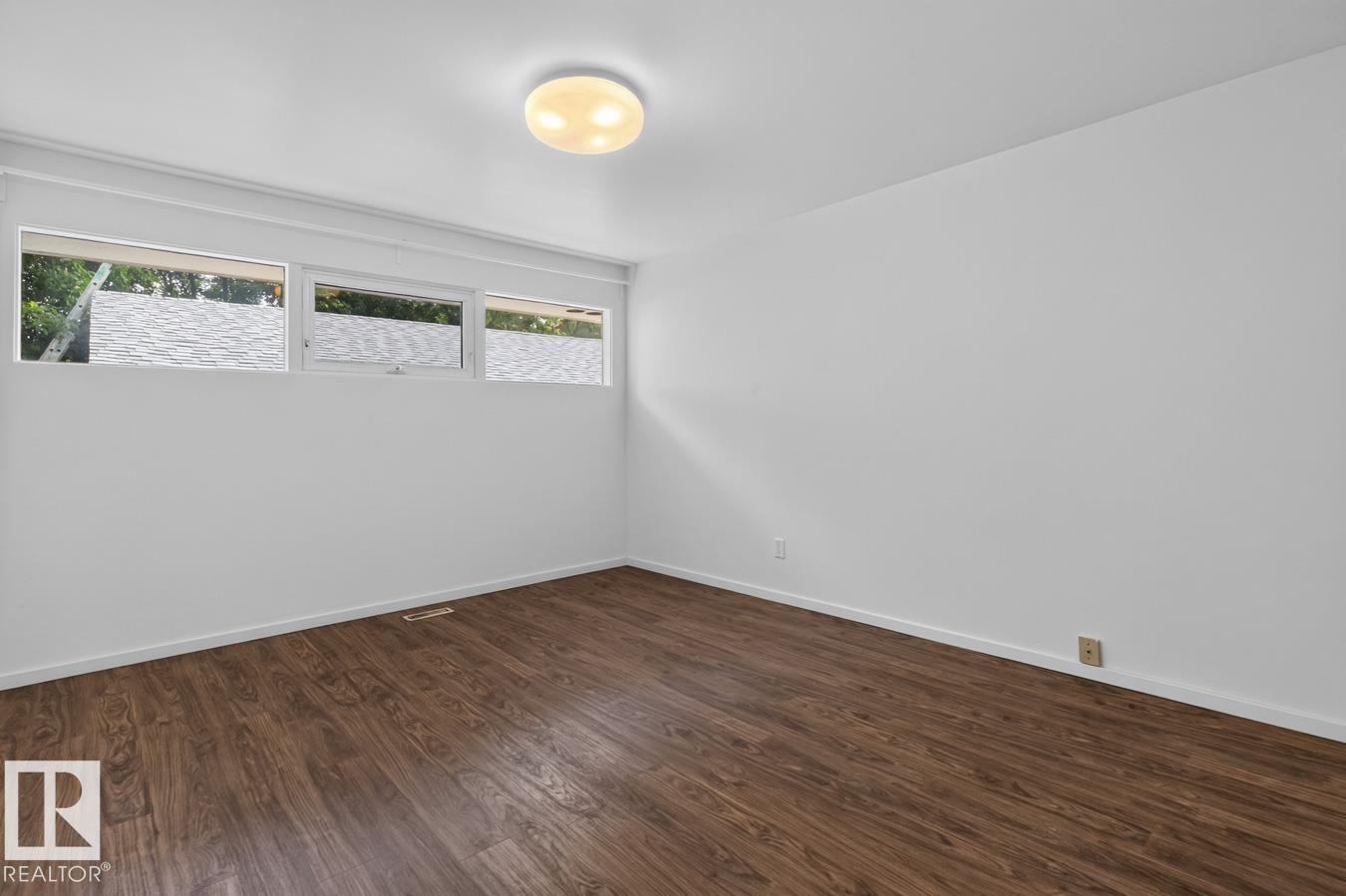 139 JUNIPER AV - Image 20