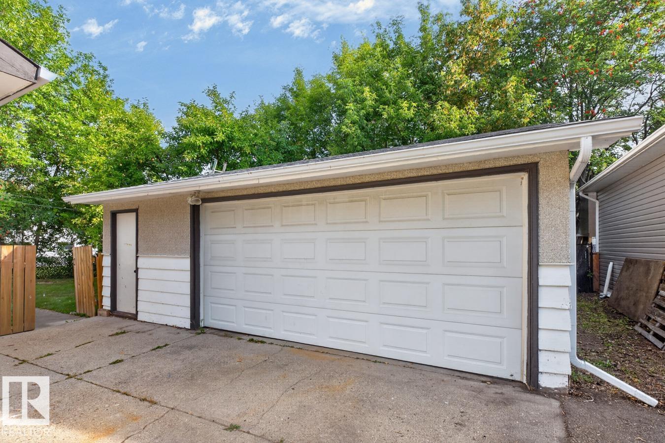 139 JUNIPER AV - 7