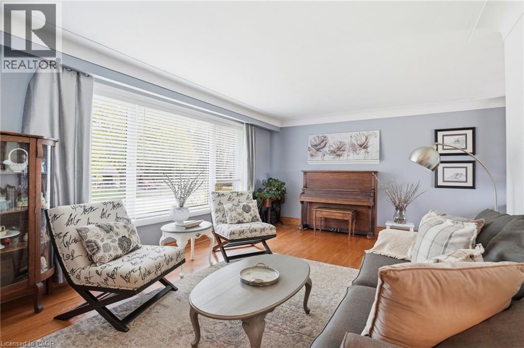 31 ALGONQUIN Avenue, Flamborough — photo 9