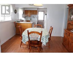 8 Oakland Drive thumbnail 12