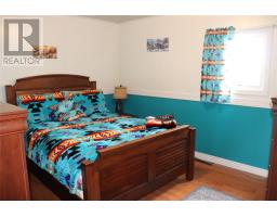 8 Oakland Drive thumbnail 16