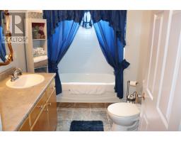 8 Oakland Drive thumbnail 23