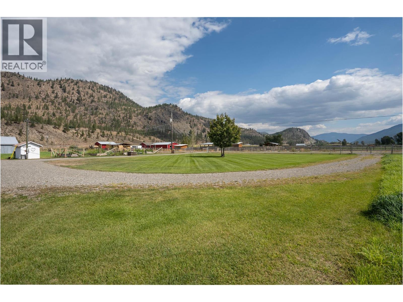 2328 Willgoose Road - 76
