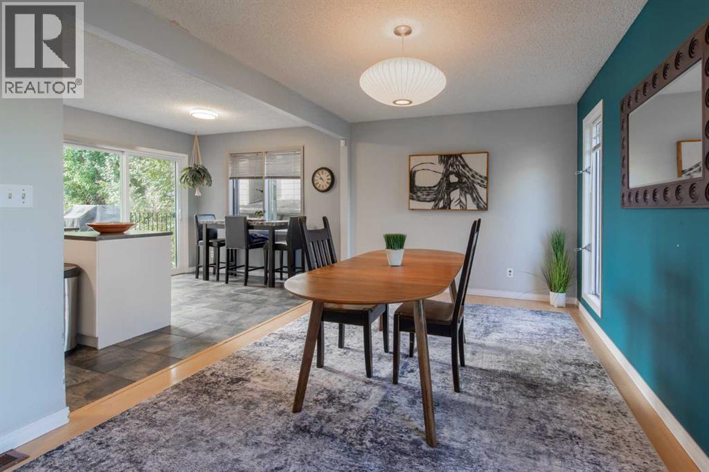 2223 42 Street S - 11