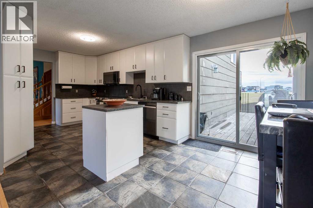 2223 42 Street S - 7