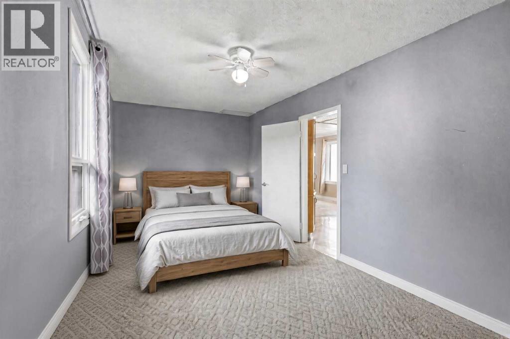 5011 54 Ave - 14
