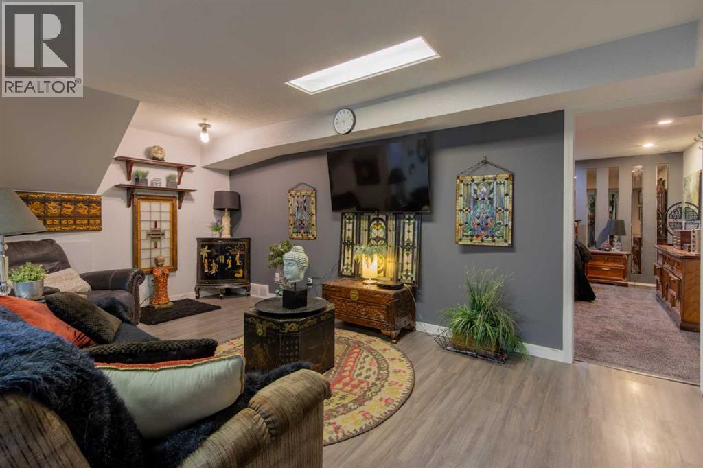 2223 42 Street S - 25