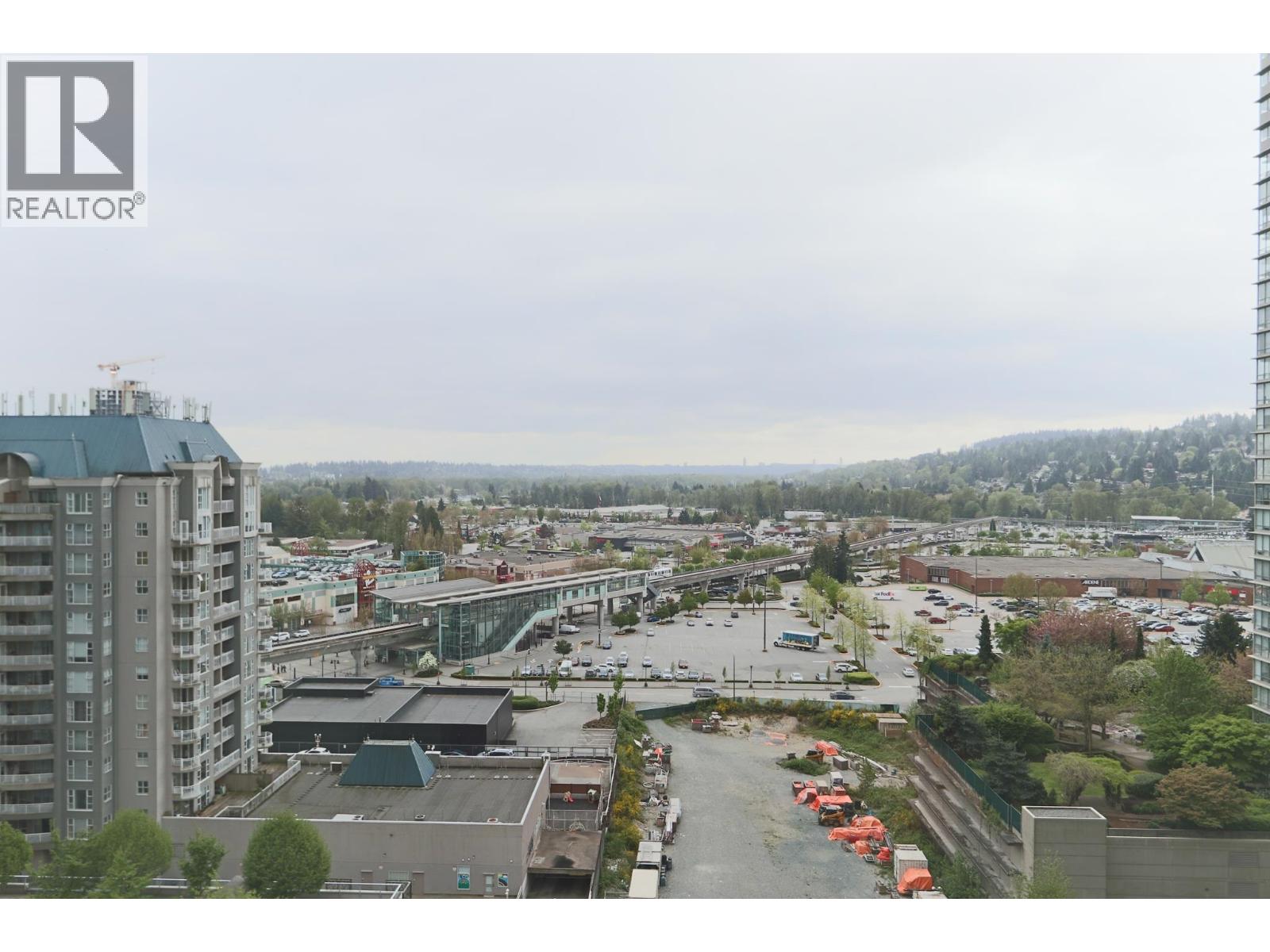 1105 2992 GLEN DRIVE, Coquitlam — photo 4