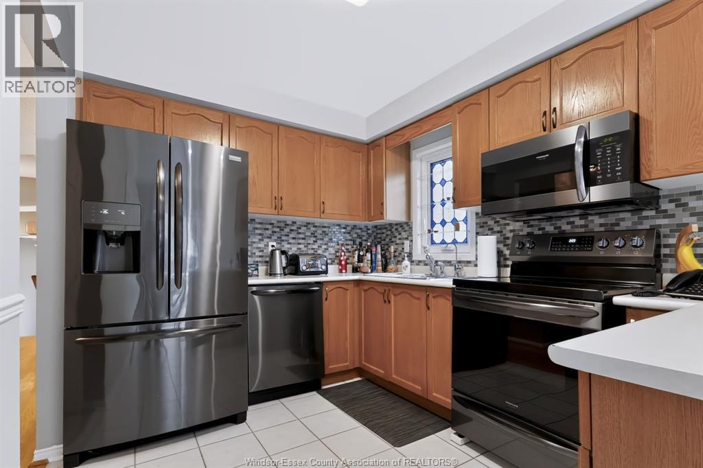 43 SPRINGVIEW DRIVE - 14