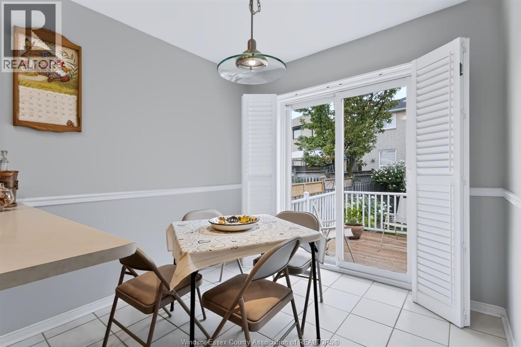 43 SPRINGVIEW DRIVE - 16