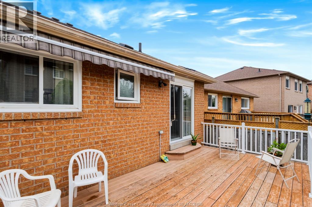 43 SPRINGVIEW DRIVE - Image 40