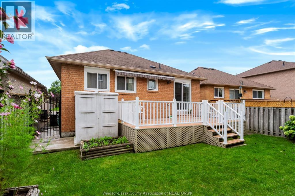 43 SPRINGVIEW DRIVE - 43