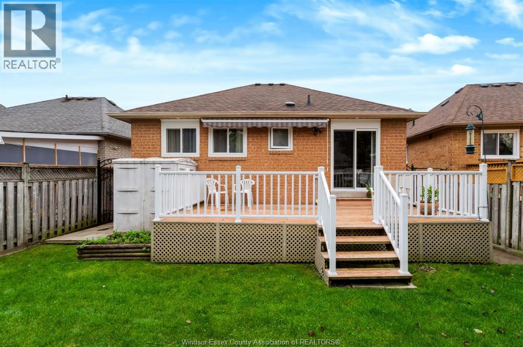 43 SPRINGVIEW DRIVE - 44