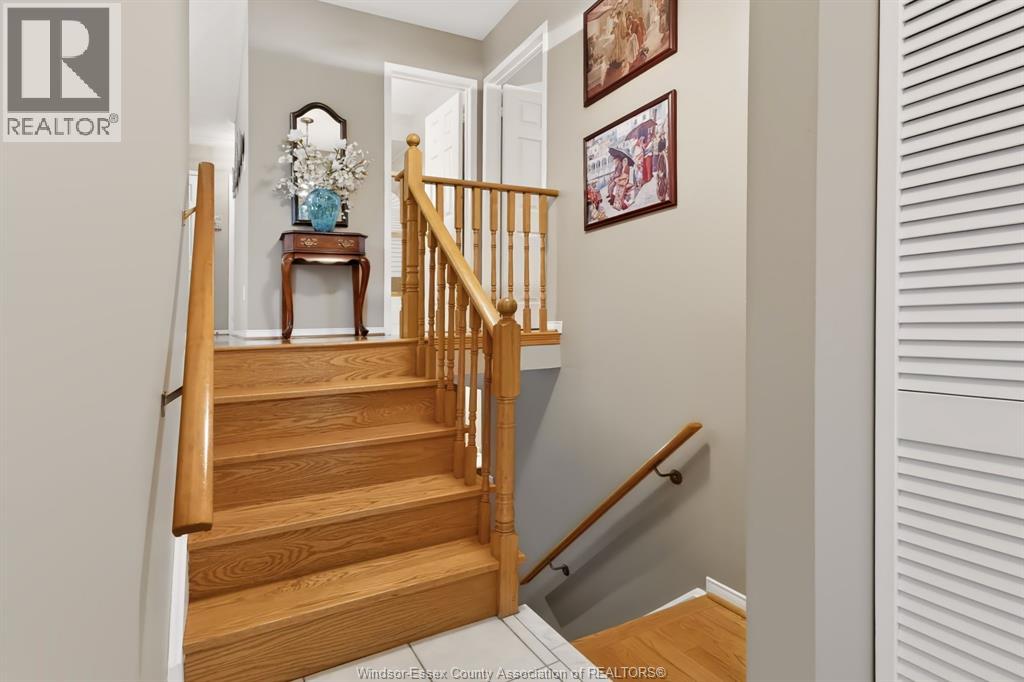 43 SPRINGVIEW DRIVE - 5