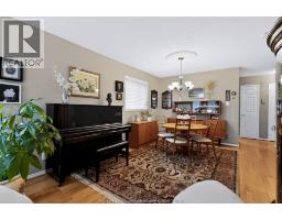 Bath (# pieces 1-6) - 43 Springview Drive, Brampton, ON L6X4M3 Photo 11