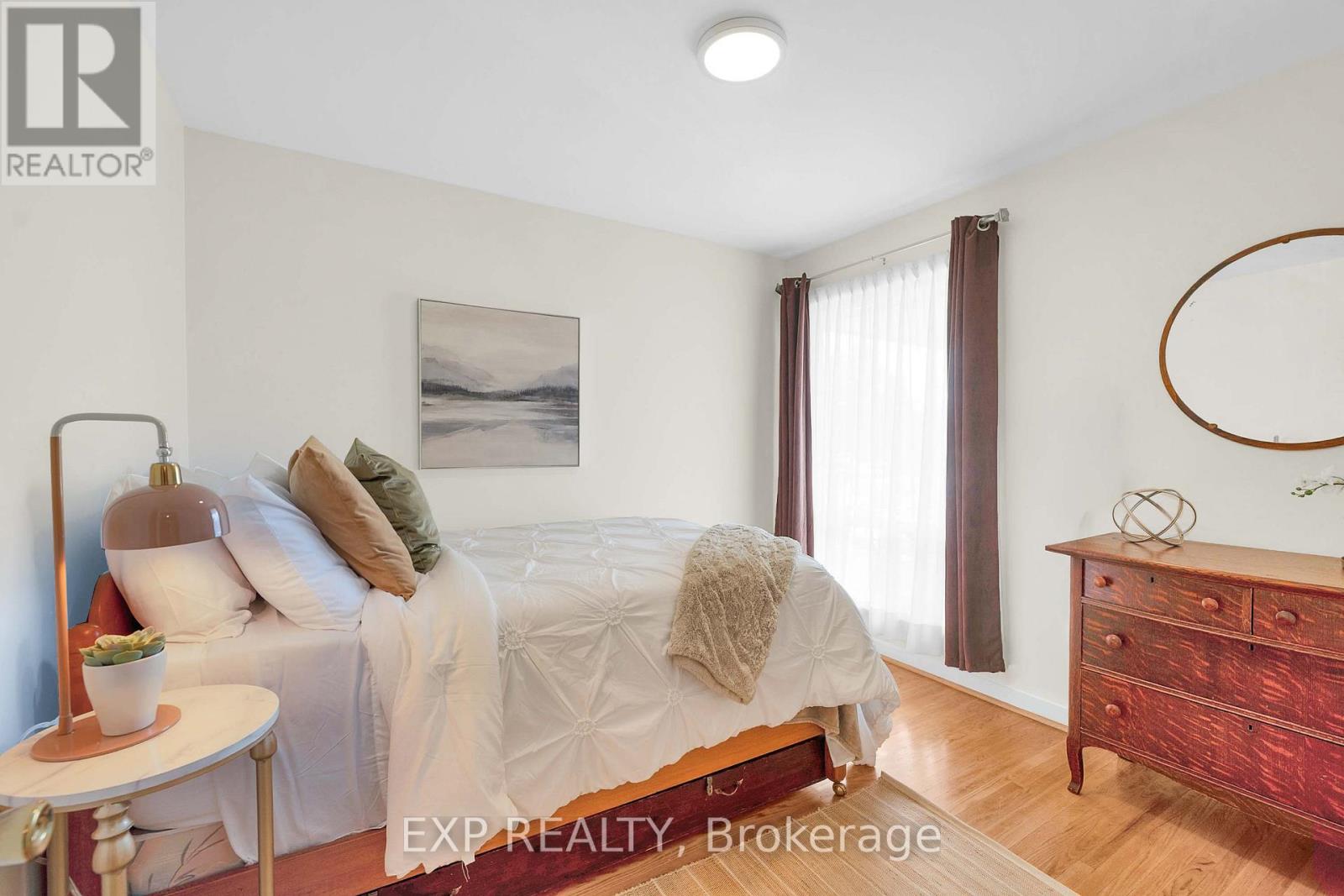 6 JARDINE PLACE - 14
