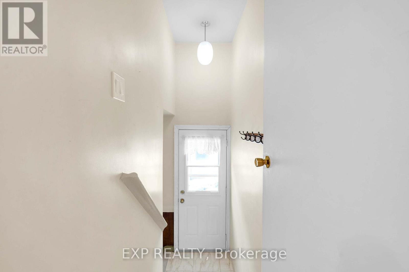 6 JARDINE PLACE - Image 23