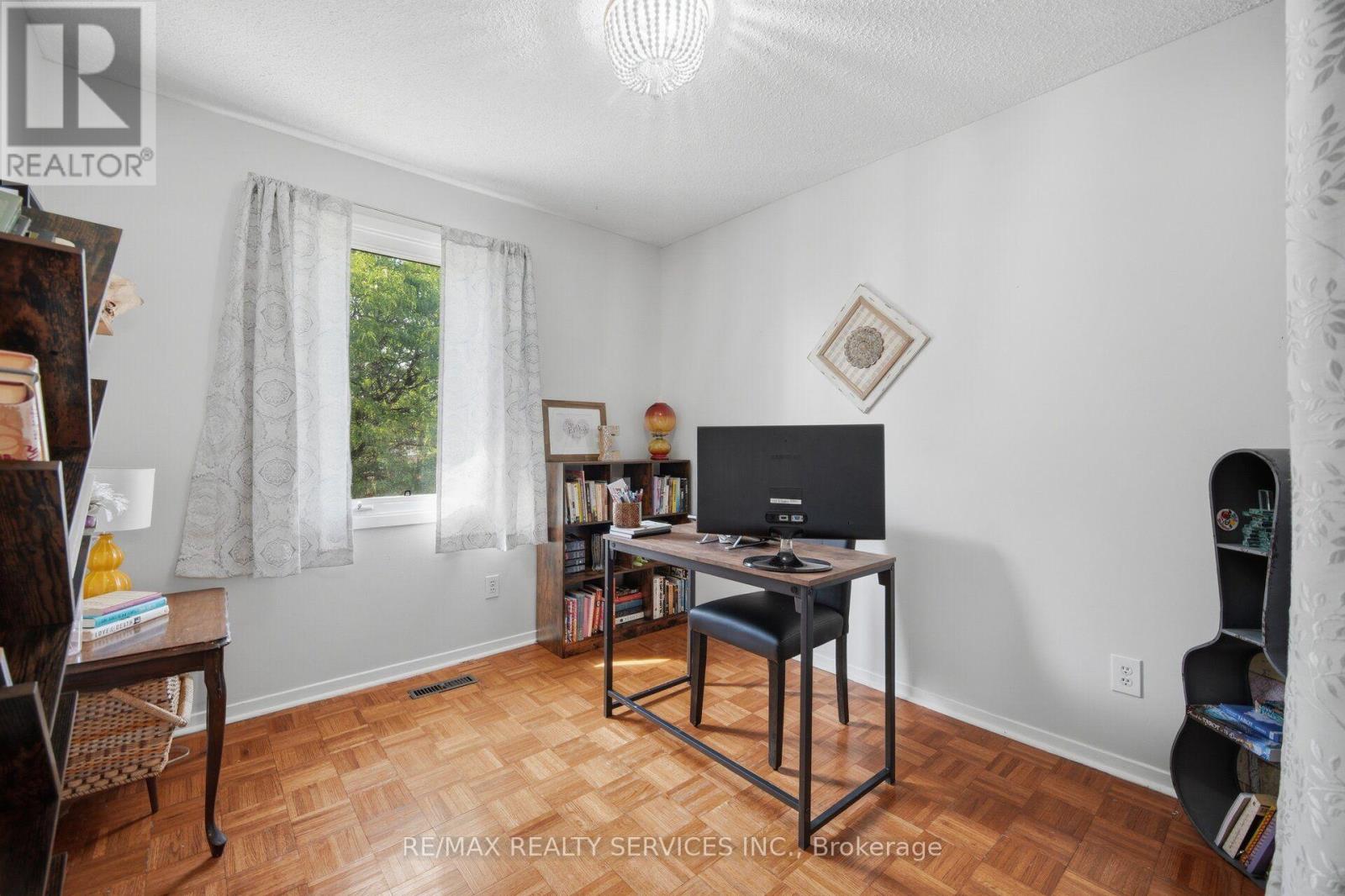 12 LADIN DRIVE - 30
