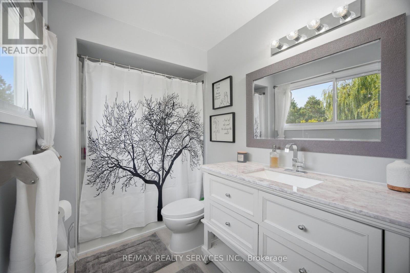 12 LADIN DRIVE - Image 31
