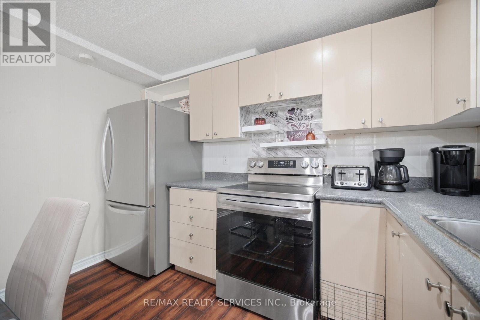 12 LADIN DRIVE - Image 36