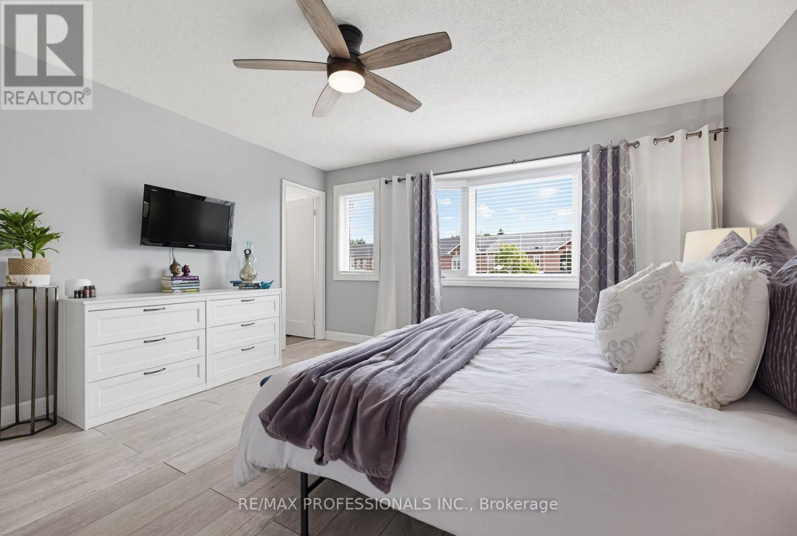 21 WATERBURY STREET - Image 26
