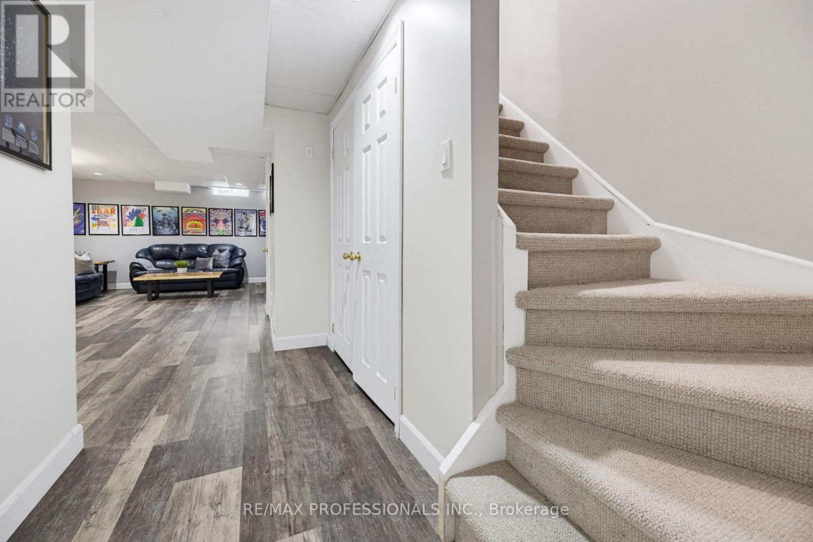 21 WATERBURY STREET - Image 29