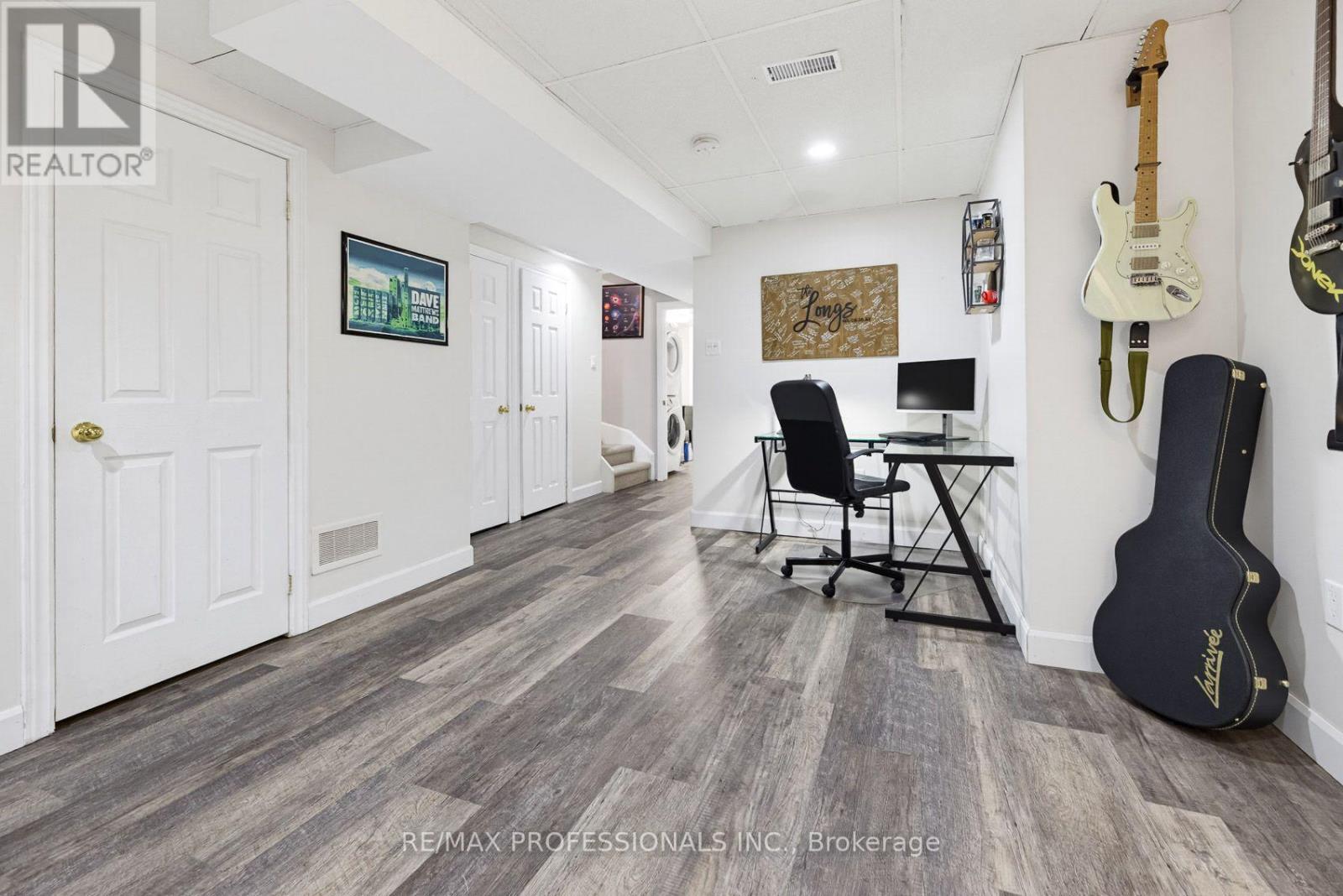 21 WATERBURY STREET - Image 31